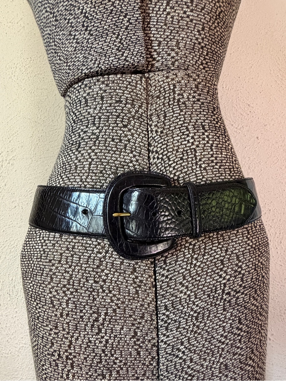 Lauren Ralph Lauren Women’s Wide Black Leather Croc Embossed Waist Belt Small